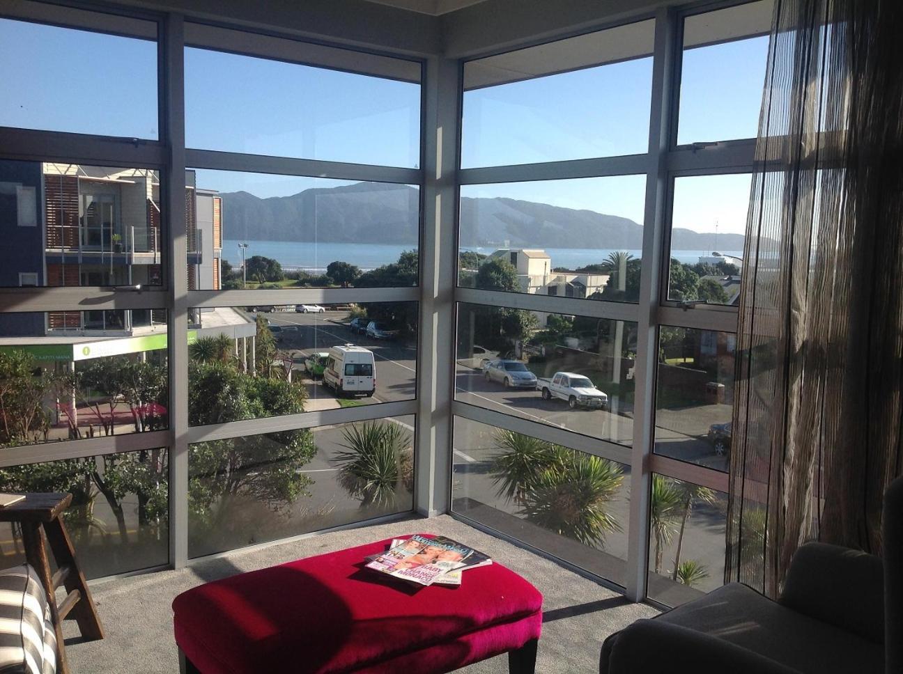 Top Floor Bed&Breakfast Paraparaumu Buitenkant foto